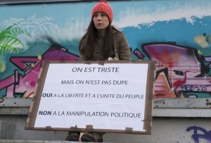 À la fin du rassemblement en hommage à Charlie Hebdo, dimanche 11 janvier (photo : Nykaule, https://www.flickr.com/photos/nykaule/)