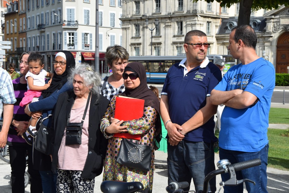 Rassemblement contre l’expulsion d’une famille de la Villeneuve