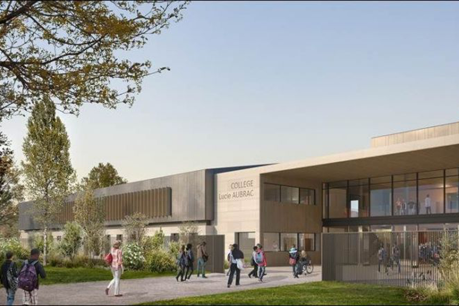 Collège, les premiers plans