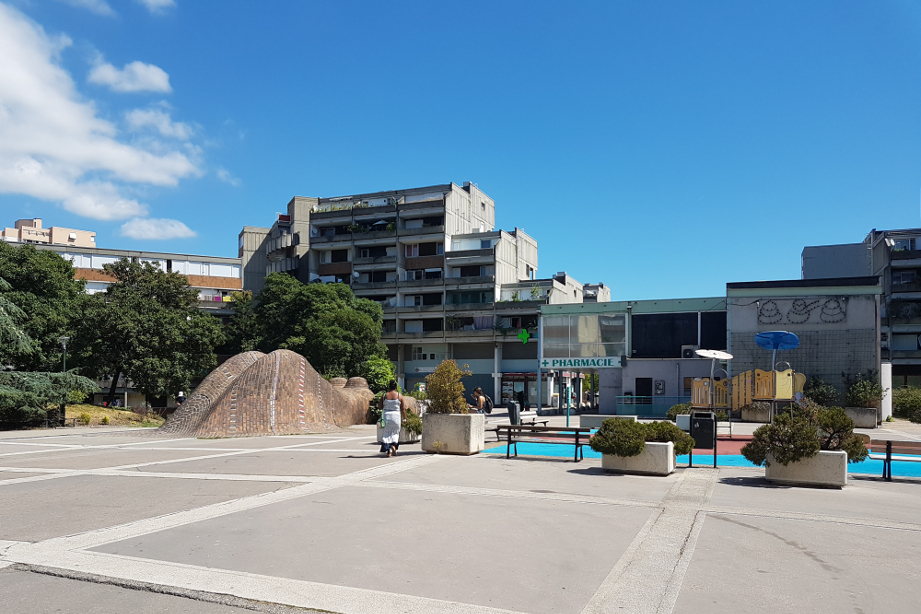 Aux Géants, le plein de vide